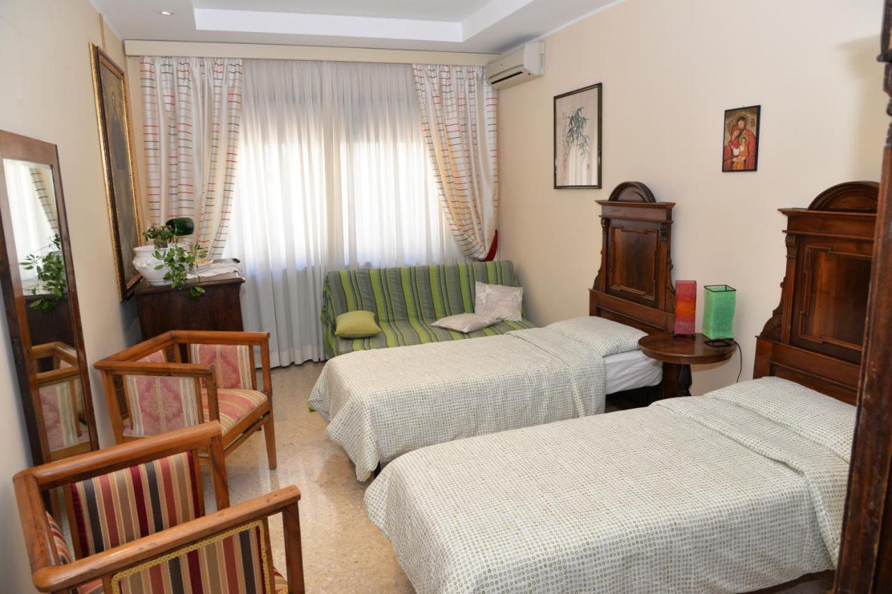 Friendly House Rome Villa Exterior photo